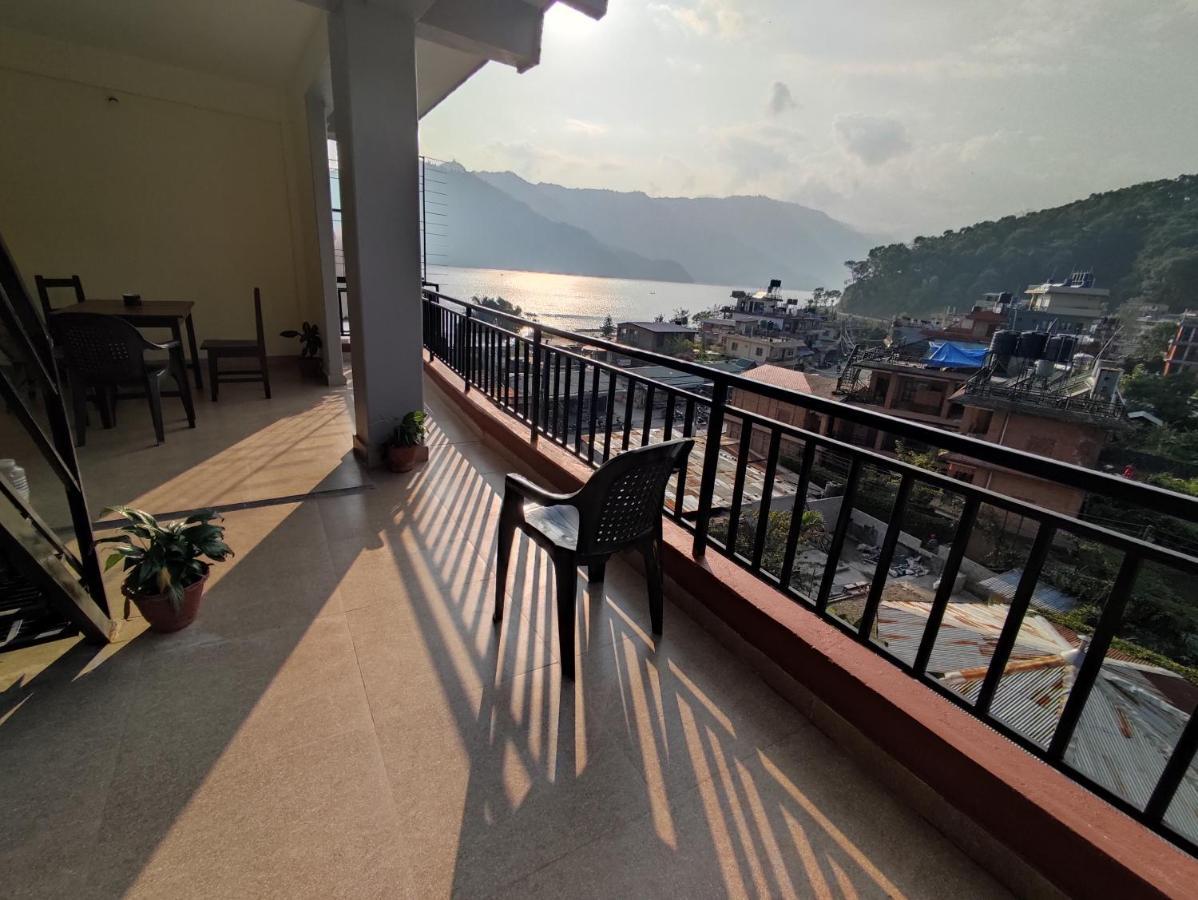 Hotel Green Hill View Pokhara Room photo