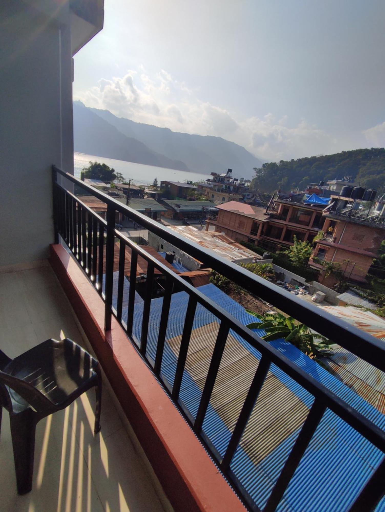 Hotel Green Hill View Pokhara Room photo